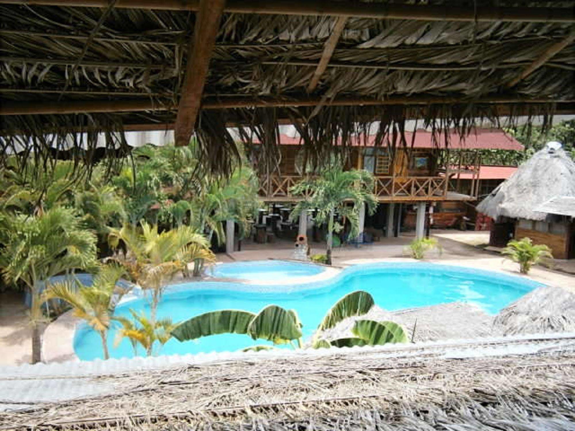 Madera Labrada Lodge Morales Exterior photo